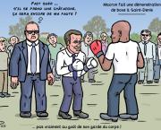 Macron le boxeur