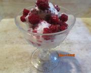 Glace à la framboise - recette facile, sans sorbetière
