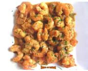 Crevettes asiatiques au beurre et à l'ail