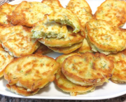 Pancakes aux courgettes - Recette en vidéo