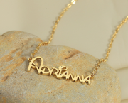 The Power of Personalized Necklaces: Unveiling Sentiments in Customized Jewelry