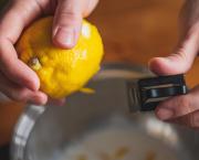 Crème de citron ou Lemon curd avec des oeufs entiers
