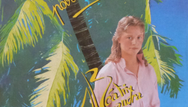 « Ses purs ongles très haut... »