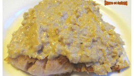 Filets de perche grillés sauce à la Vache qui rit, moutarde et vin blanc