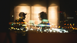 "Il n'y a même plus moyen de débattre, j'ai le seum" : LA PAIX DES MOTS VAINCRA SUR LES MAUX