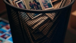 L'Obsession de la Photo Parfaite et la Mémoire Volée