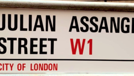 Free #Assange, free the world