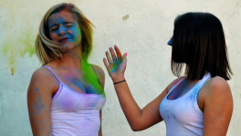 LE  PEN  au féminin  LA  PEINE !