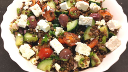 Salade de lentilles à la grecque - Recette en vidéo 