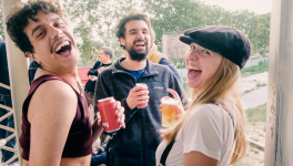 La première marche (2020) Hakim Atoui et Baptiste Etchegaray
