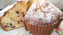 Gâteau moelleux au mascarpone et aux pépites de chocolat - Recette en vidéo
