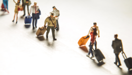 Emir Deniz et les invisibles du guichet