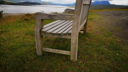  Un banc au bord de l’abîme