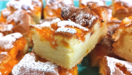 Gâteau au yaourt et aux abricots - Recette en vidéo 