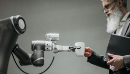 Friendship Beyond the Circuits