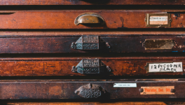 Quelle drôle d'histoire...