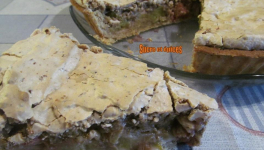 Tarte macaronée rhubarbe et noix - Recette en vidéo