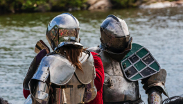 [1/5] Directrice en armure