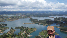 Jamais moins seul que tout seul (Medellin/Guatapé)