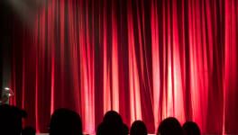 Comment la pièce “les salles d’attentes” a commencé ?