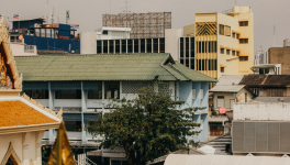 A szomszédnál mindig köd van