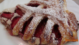 Feuilletés tressés aux fraises - Recette en vidéo