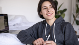 Comment valoriser et soutenir les  écrivains