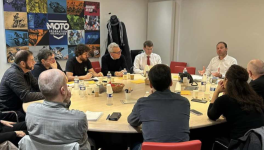 Réunion à la Fédération Française de Moto 