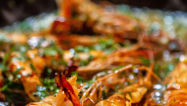 Crevettes farcies au pesto aux olives et parmesan