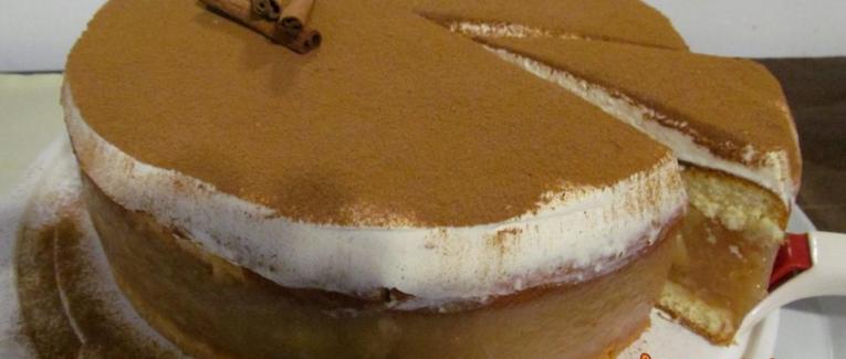Gâteau pommes, chantilly, cannelle (sans gélifiant)