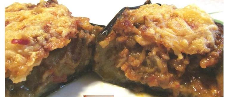 Aubergines farcies à la viande, aux champignons et au fromage