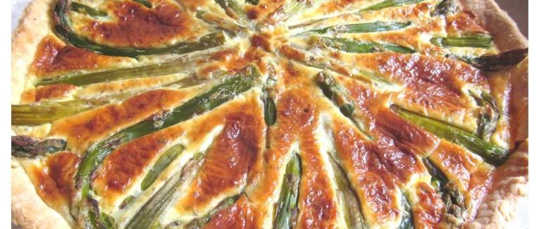 Tarte aux asperges vertes, Caprice des Anges, parmesan et origan