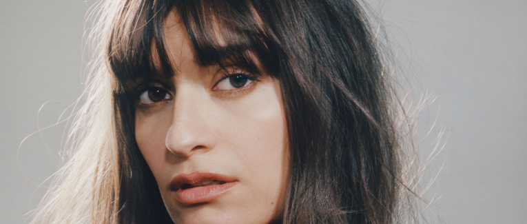 Clara Luciani et la musique dans la peau.