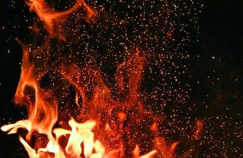 LA FLAMME DE LA LIBERTÉ