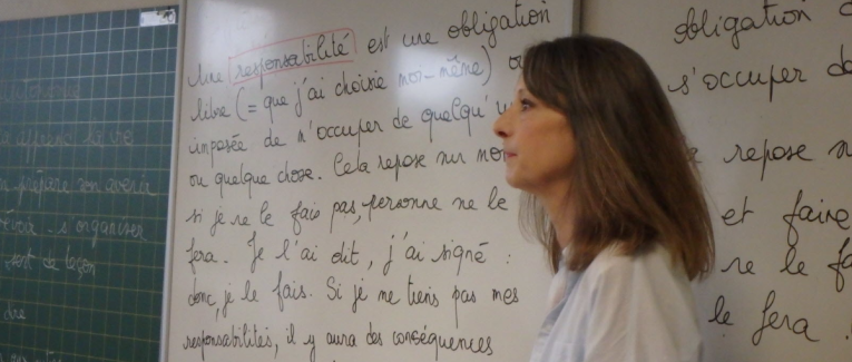 "Le Déni", extrait 3 : Amina jeune prof