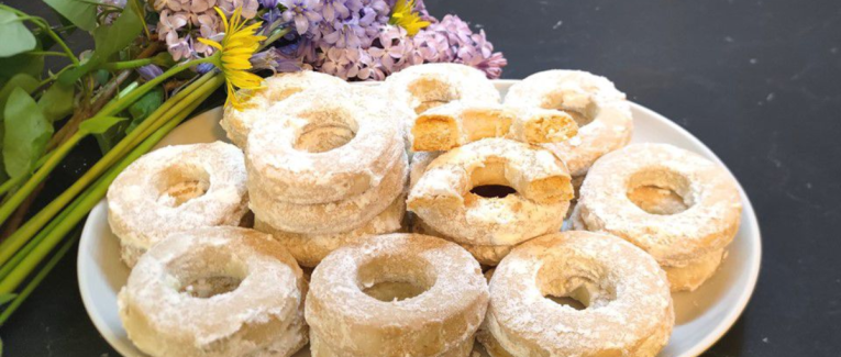 Biscuits vintage en forme d'anneaux - Recette en vidéo