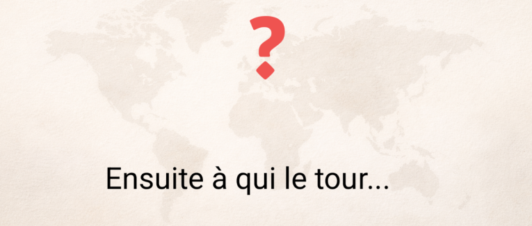 Les mains baguées...