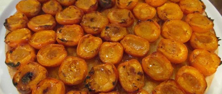 Tarte fine aux abricots