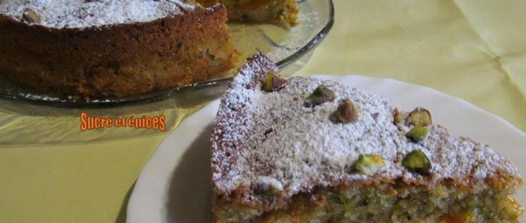 Gâteau moelleux abricots pistaches - Recette en vidéo