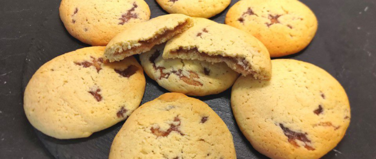 Biscuits moelleux fourrés à la crème de marrons - Recette en vidéo