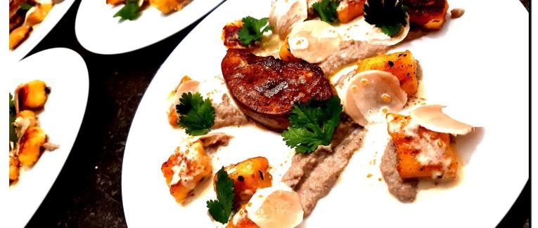 Gnocchis aux pommes de terre, purée de champignons et foie gras poêlé
