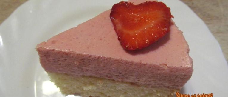 Gâteau d'anniversaire chocolat banane fraise et glaçage au yaourt - Un  déjeuner de soleil