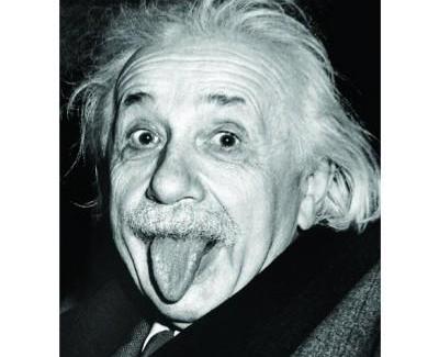 La seule chose absolue dans un monde comme le nôtre, c'est l'humour.