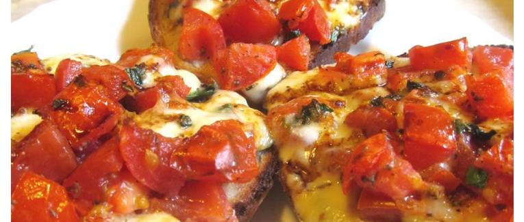 Tartines à la caprese