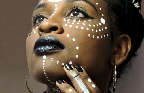 FEMME NOIRE, FEMME AFRICAINE