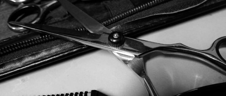 Le coup de ciseaux...