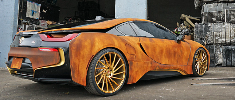 Abandonnée sur le bas-côté