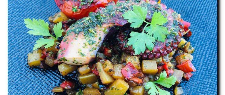 Tentacules de poulpe et légumes grillés en persillade