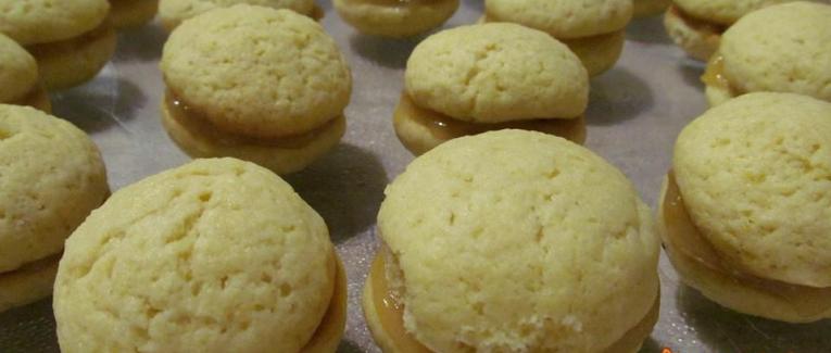 Biscuits au citron et lemon curd, comme des Whoopie pies