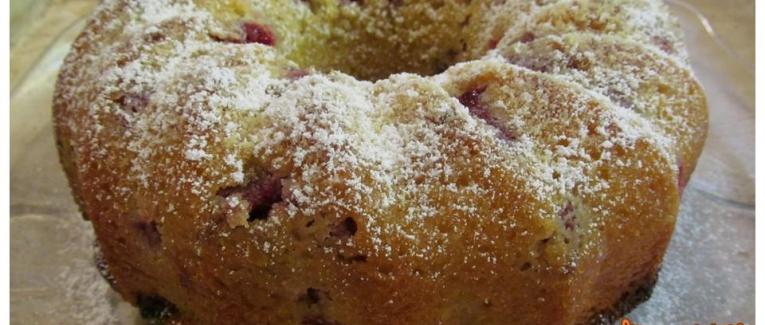 Quatre-quarts breton aux framboises